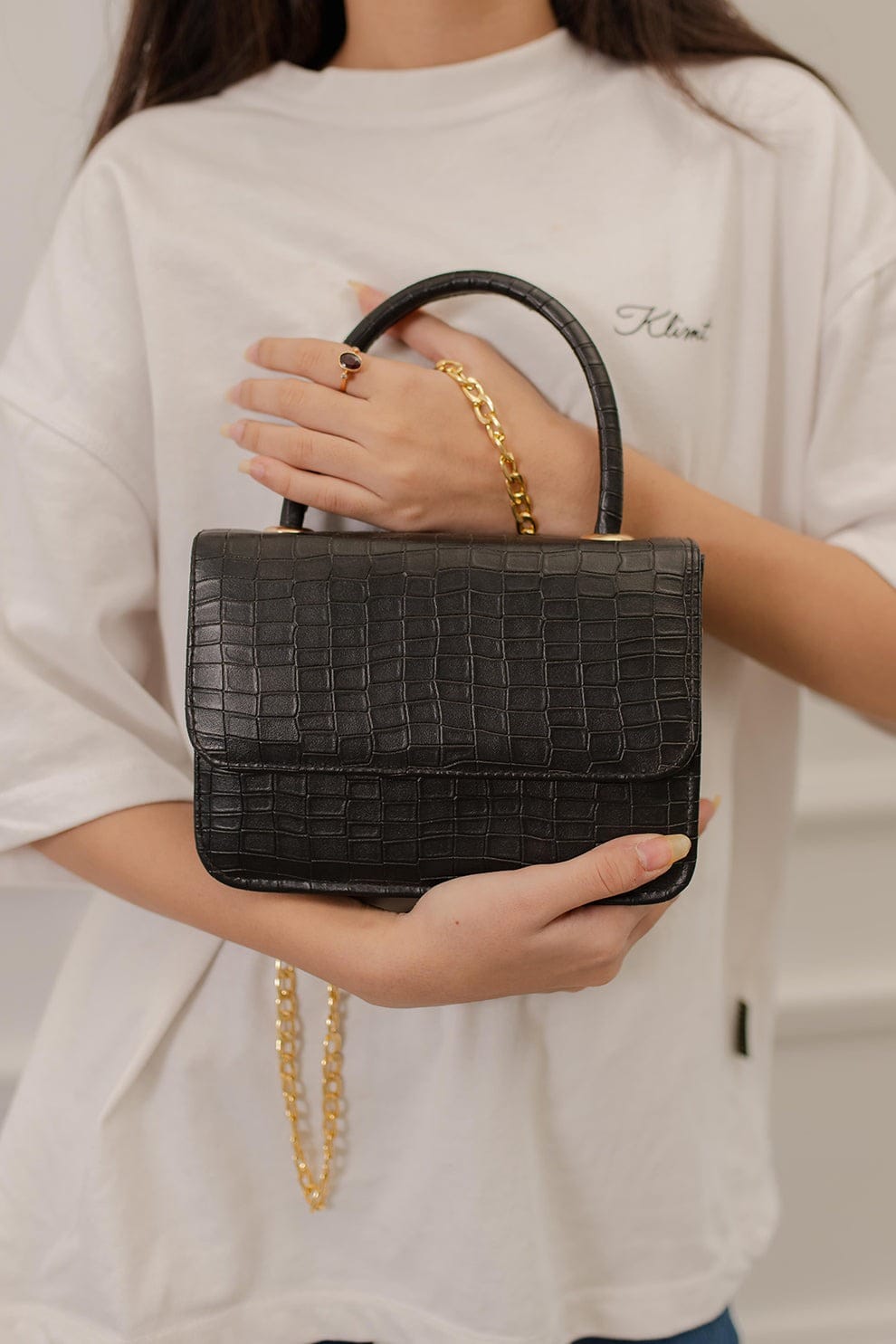 CROSS BODY BAG