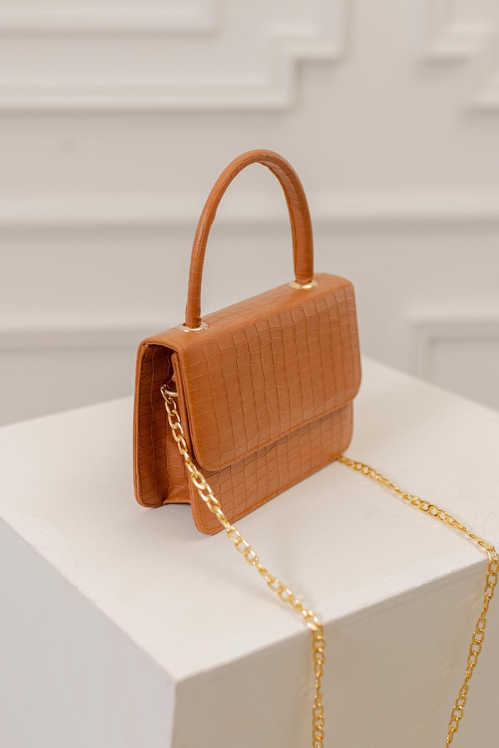 CROSS BODY BAG