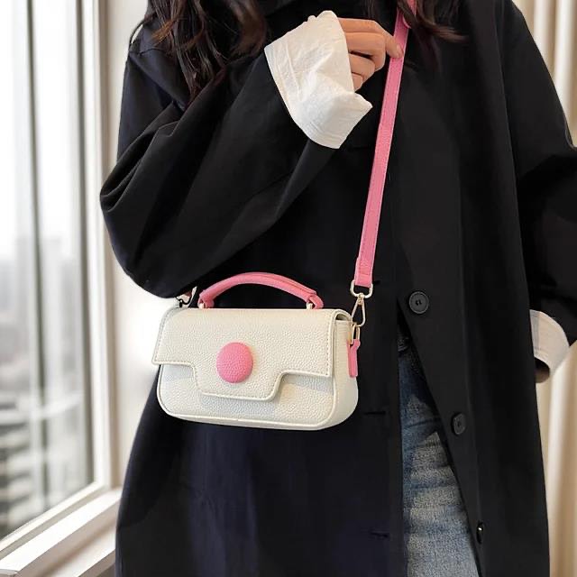 LEATHER CROSS BODY BAG